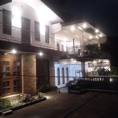 Farah Guest Inn Haputale Bagian luar foto