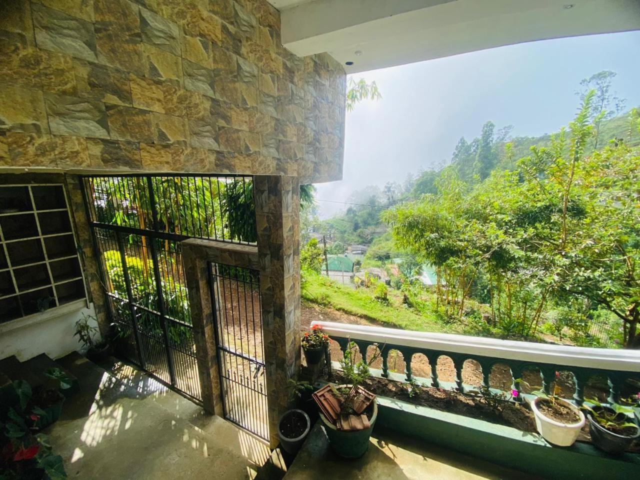 Farah Guest Inn Haputale Bagian luar foto