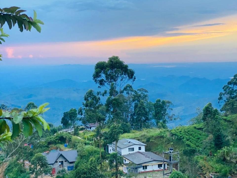 Farah Guest Inn Haputale Bagian luar foto