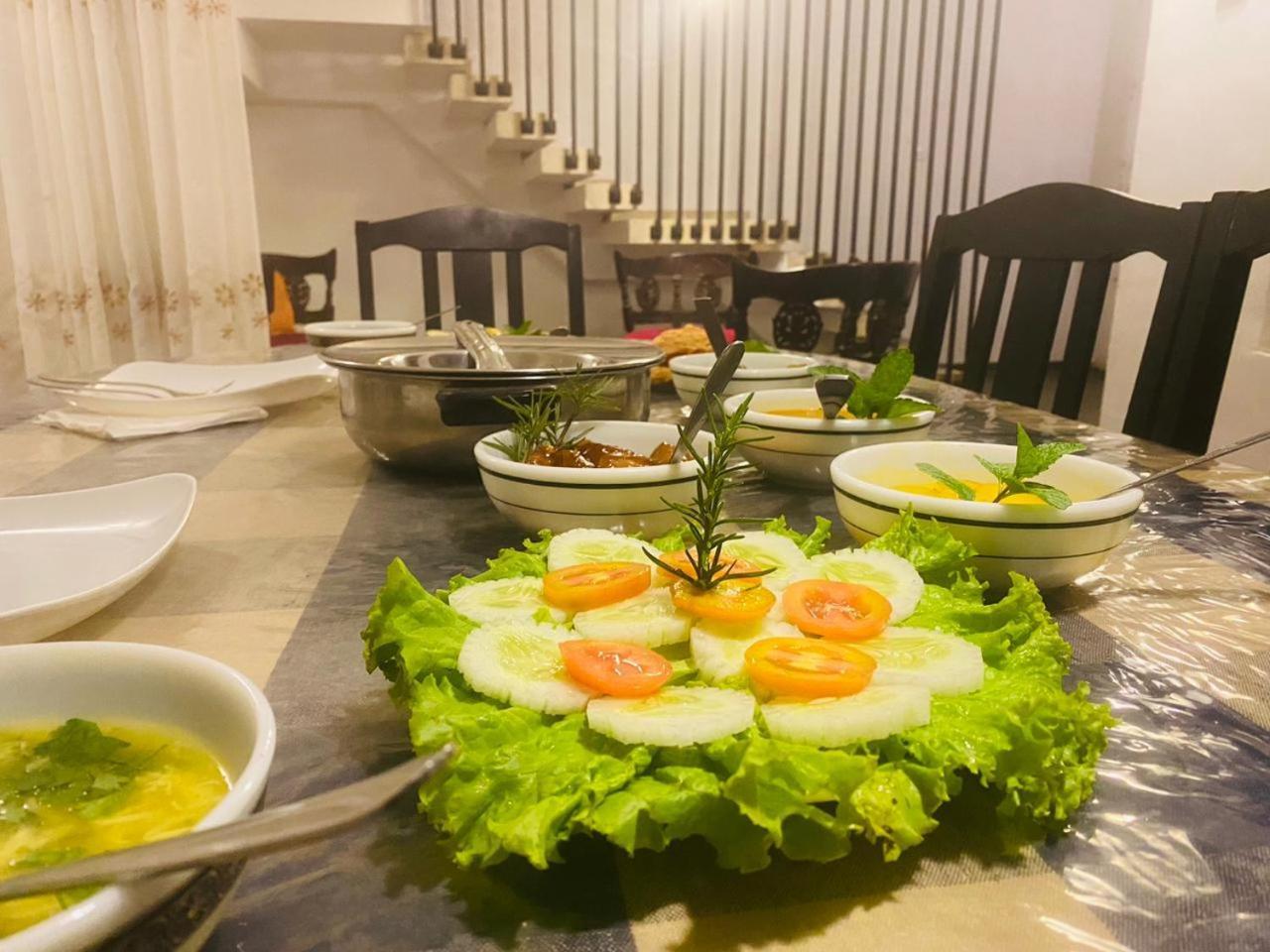 Farah Guest Inn Haputale Bagian luar foto